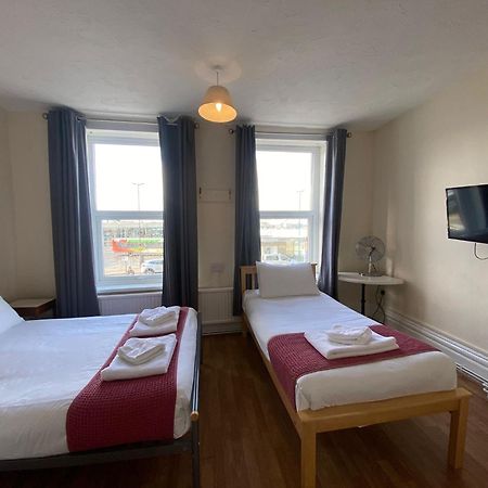 Lady Hamilton Inn بورتسماوث المظهر الخارجي الصورة
